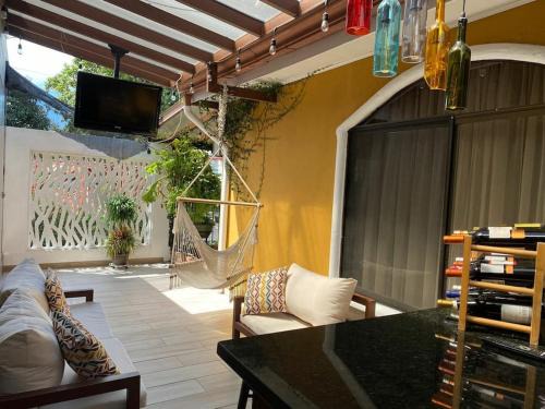 Cacique Apartment | Airport SJO Residence - Edward & Familia Inn