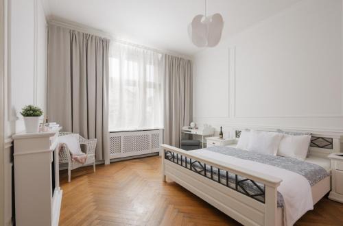Josefov Apartment | Airstay Prague : DeLuxe Apartment Old town