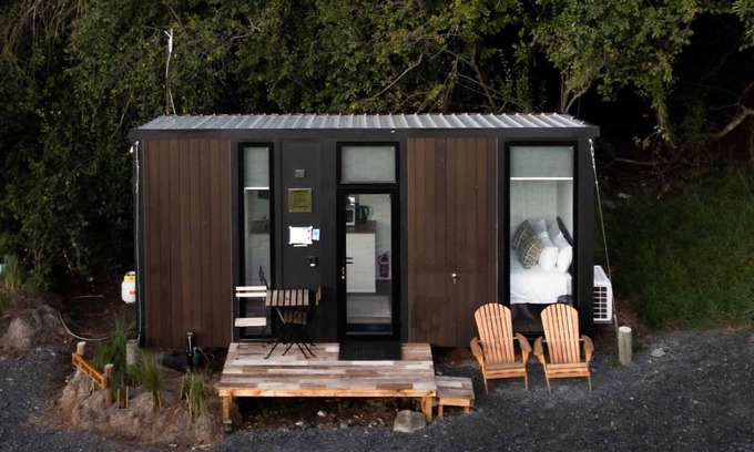 Mackenzie Country House | Airstrip Stays by Tiny Away