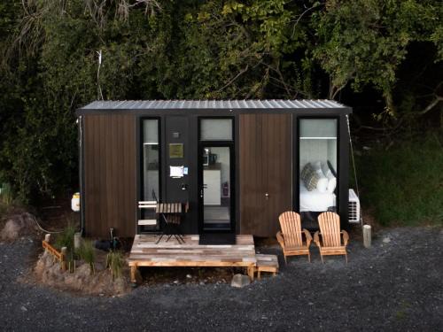 Mackenzie Country House | Airstrip Stays by Tiny Away