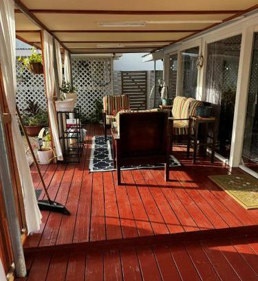 Nuku'alofa House | AJ's Cottage