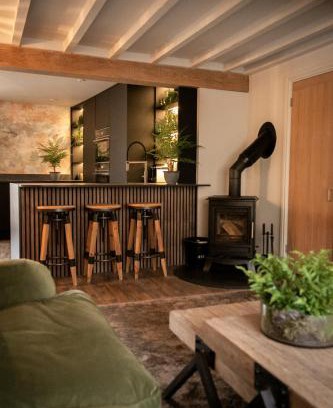 Brough House | Akasha Spa Retreat Cottage
