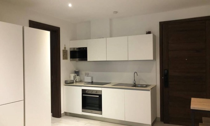 Labadi Condo | AKWAABA Feel enjoy every moment of your stay with luxury
