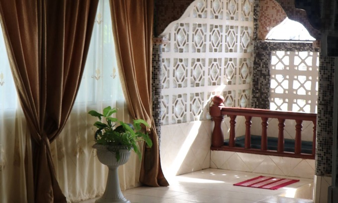 Domoni Hotel | Al Djadid