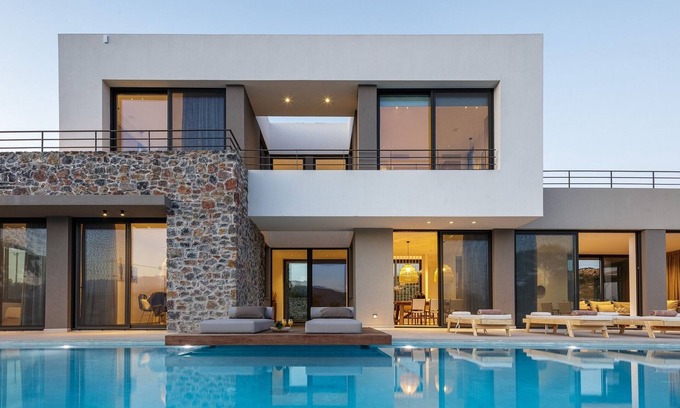 Akrotiri Villa | Al Sur Villa - Six Bedroom Villa, Sleeps 13