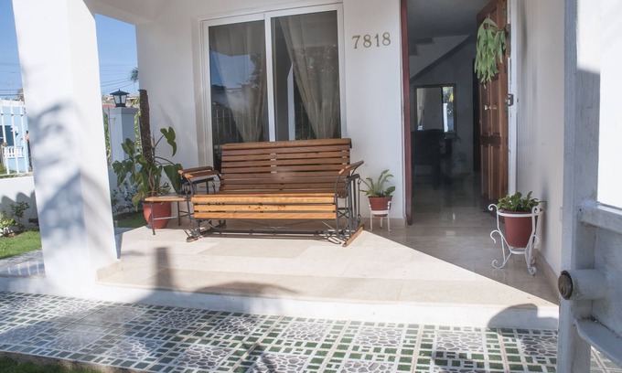 Municipality of Playa Bed & Breakfast | Alahabana Boutique Hotel