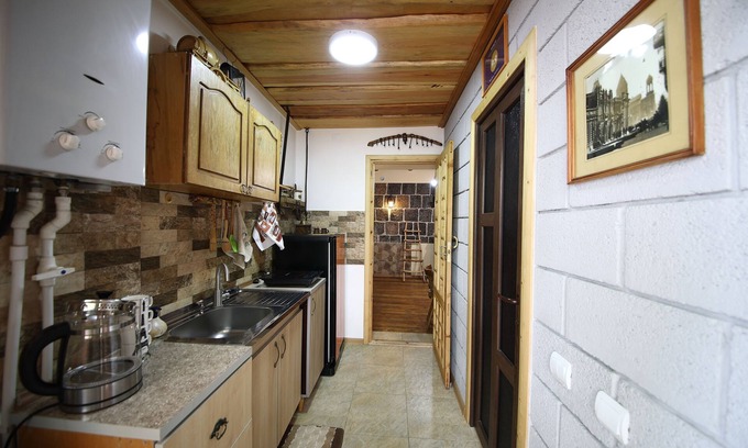 Gyumri House | Alashkert Guesthouse — where Armenian heritage lives in historic Gyumri