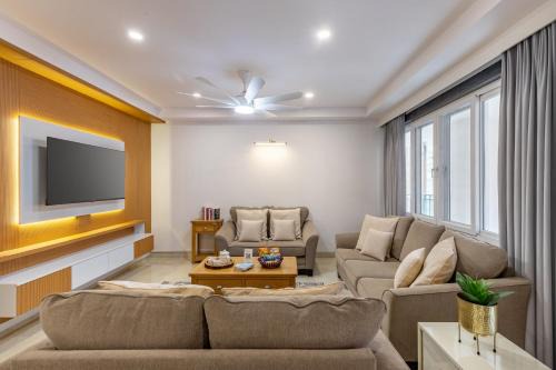 Shimla Apartment | ALAYA Stays Cliff Zen 2BHK Apartments in Panthaghati