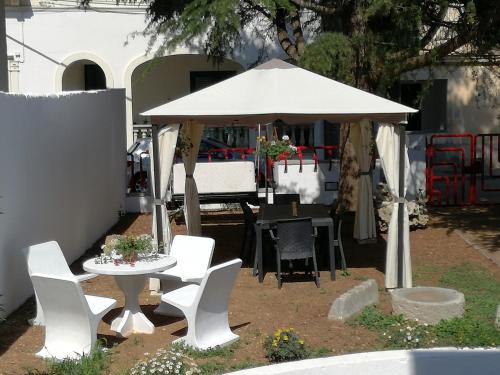 Poggiardo Bed & Breakfast | Alba Chiara