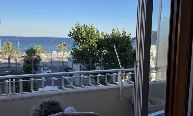 Albenga Apartment | Albenga Sea front, 20 mt from beach, splendid sea view .Smart working, holidays