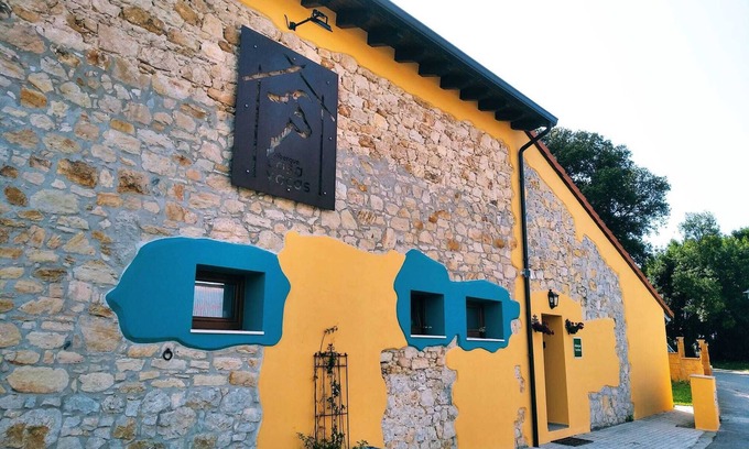 Ribamontan al Mar Bed & Breakfast | Albergue Casa Vacas