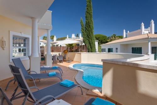 Vale do Lobo Apartment | Aleisha