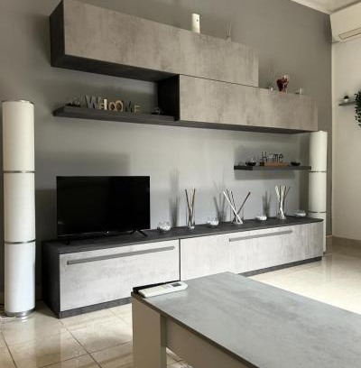 Aurelio House | Alex Rhome Apartment