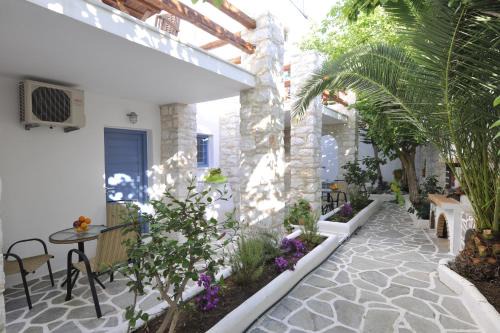 Naousa Apartment | Alexandros Studios