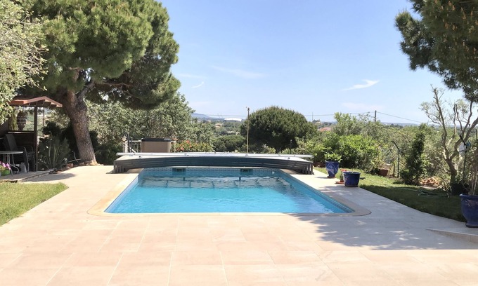 Almancil House | Algarve Faro, Detached quiet 4 pax house, Fenced, Heated pool, Wifi A/C Sat-TV