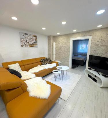 Piestany House | Alia house with garden in Piešťany