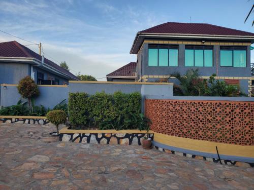 Entebbe Other | Alice Gardens & Campsite