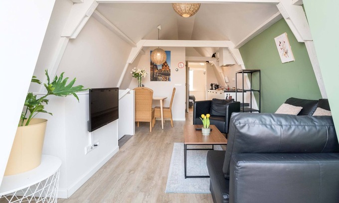 Alkmaar Apartment | Alkmaar City Centre Apartment C