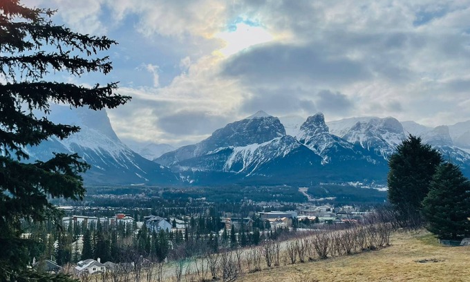 Cougar Creek Cottage | All about the View