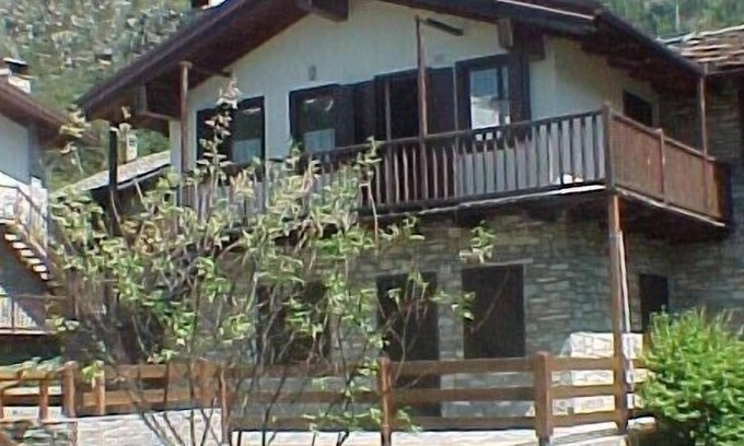 La Salle Apartment | All Year Round Italian Alpine Recreation and Relaxation