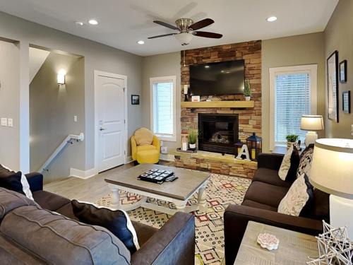 Thayerville House | Alla Famiglia