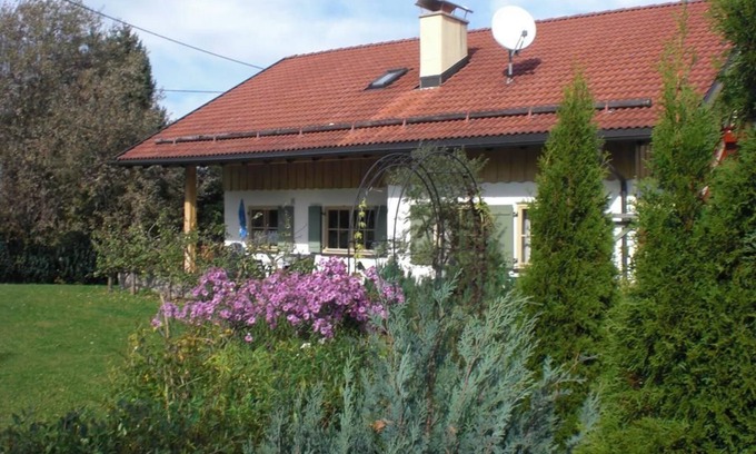 Nesselwang Apartment | Allgäu, vacation home - Apartment Paul, 1 bedroom, bath/shower/toilet
