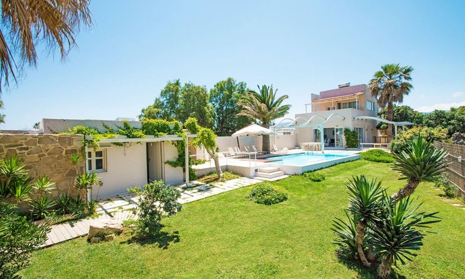 Pigianos Kampos Villa | Almirikia Waterfront Villa, Near Amenities, Pool
