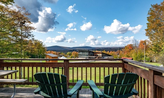 Northface House | Almost Aspen - 39 Trails End Court Almost Aspen - Hot Tub, Pool Table, Gas Fireplace, Garage