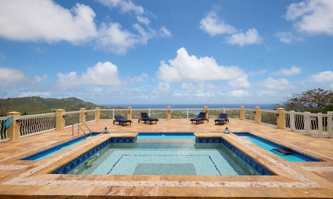 Sion Farm Villa | Almost Heaven: Elegant 5 Bed Villa