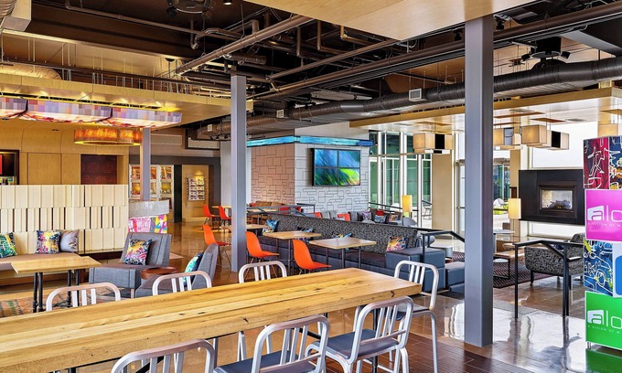 Aurora Hotel | Aloft Denver Airport at Gateway Park