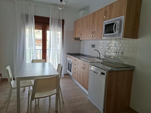 Castillo de Villamalefa Apartment | Alojamiento Rural El Castillo