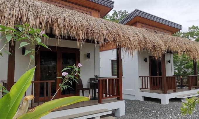 Tawala Resort | Alona Vikings Lodge 2