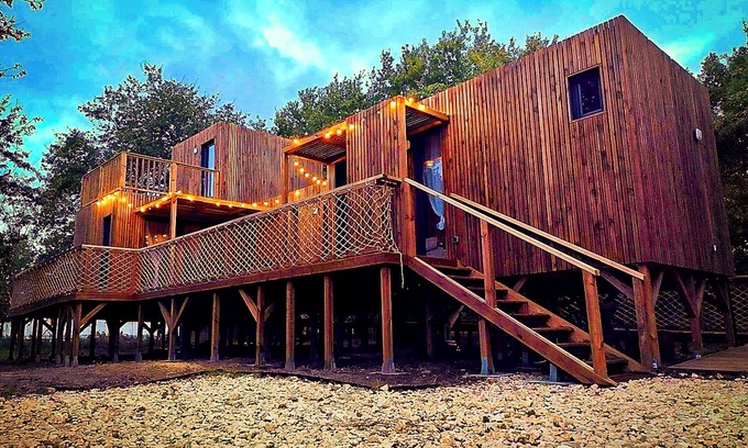 Saint-Vivien-de-Medoc Cabin | Aloudi House