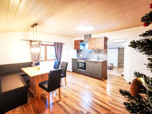 Partenen Apartment | Alpenchalet Dona