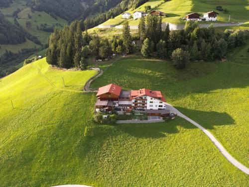 Kaunerberg Apartment | Alpenfarm Poschhof