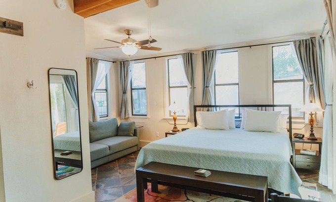 Alpine Bed & Breakfast | Alpine Bed and Breakfast