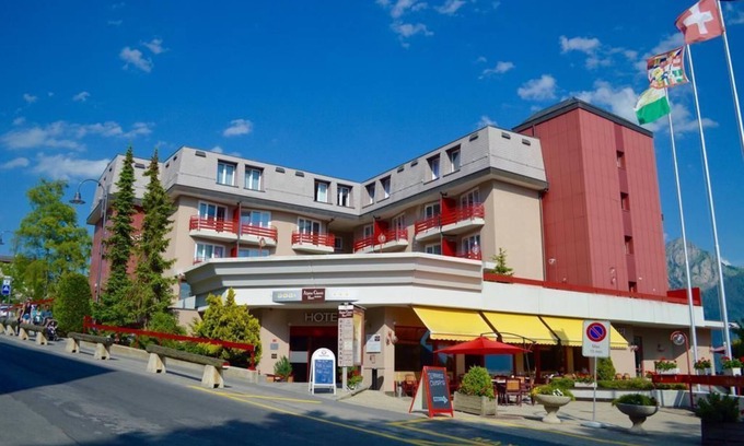 Leysin Hotel | Alpine Classic Hotel