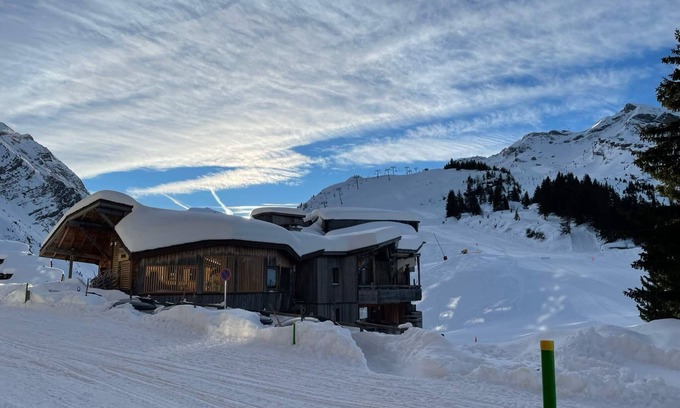 Les Prodains Ski Chalet | Alpine Creek | Luxury Ski-in | Avoriaz & Morzine