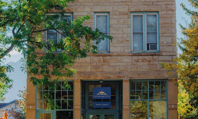 La Veta Apartment | Alpine Oasis – Your Perfect La Veta Getaway -In the heart of downtown La Veta