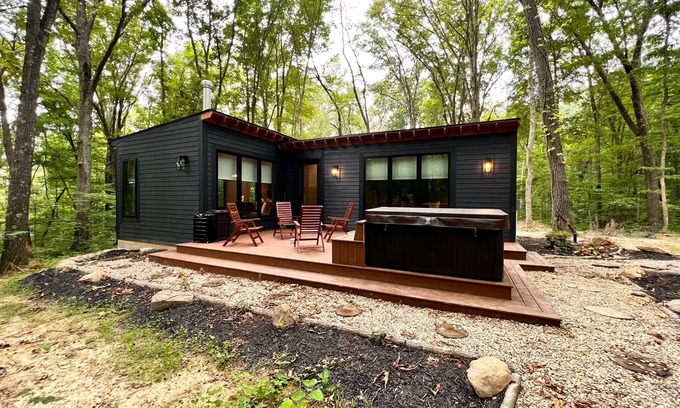 New Plymouth Cabin | Alpine Pass | Hocking Hills