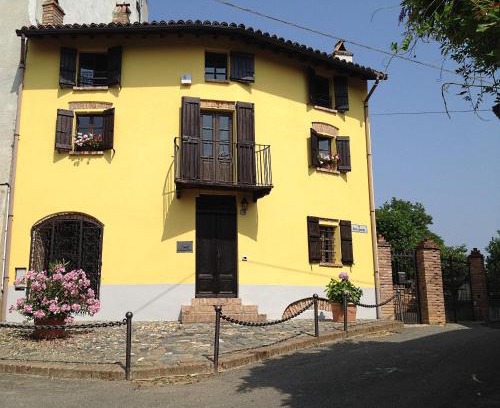 Maranzana House | Altes Backhaus in Maranzana