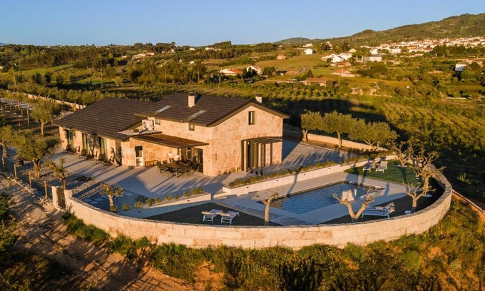 Ferro House | Alto do Ferrum - Boutique Villa