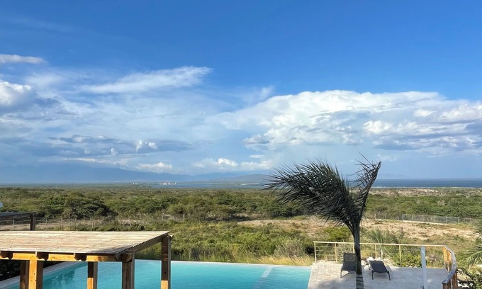 Azua Hotel | Altos de la Caobita
