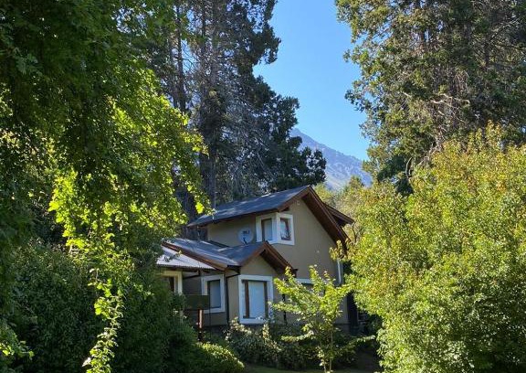 El Bolson Cabin | Altos del Sur Cabañas de Montaña