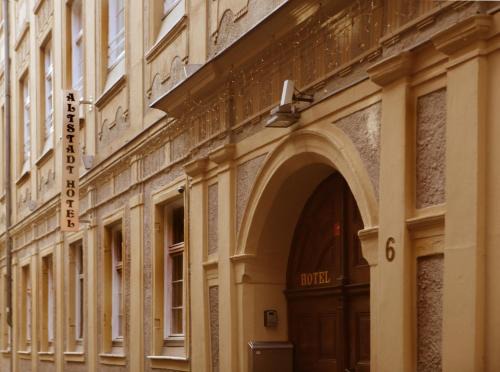 Innenstadt - Sankt Ulrich-Dom Hotel | Altstadthotel Augsburg