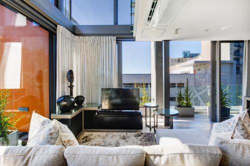 Bo'Kaap Apartment | Always-Power Luxury De Waterkant Loft Retreat