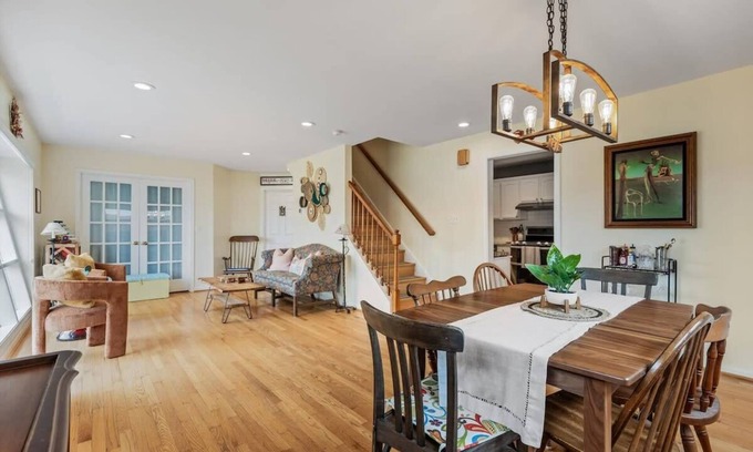 Belle Haven House | ALX Cape Cod 3-BR Near Old Town & Mount Vernon