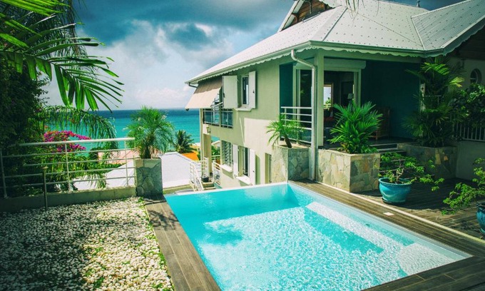 Le Diamant Apartment | Alyzes Diamant