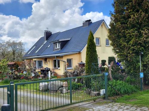 Ahrenshagen-Daskow Apartment | Am Storchennest