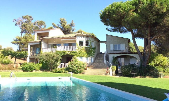 Porticcio Apartment | AMANDIERS - PIN PARASOL, sleeps 4/5